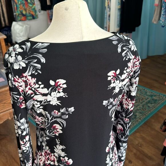 WHBM Black Floral Tunic/Dress Size Small - Picture 11 of 12